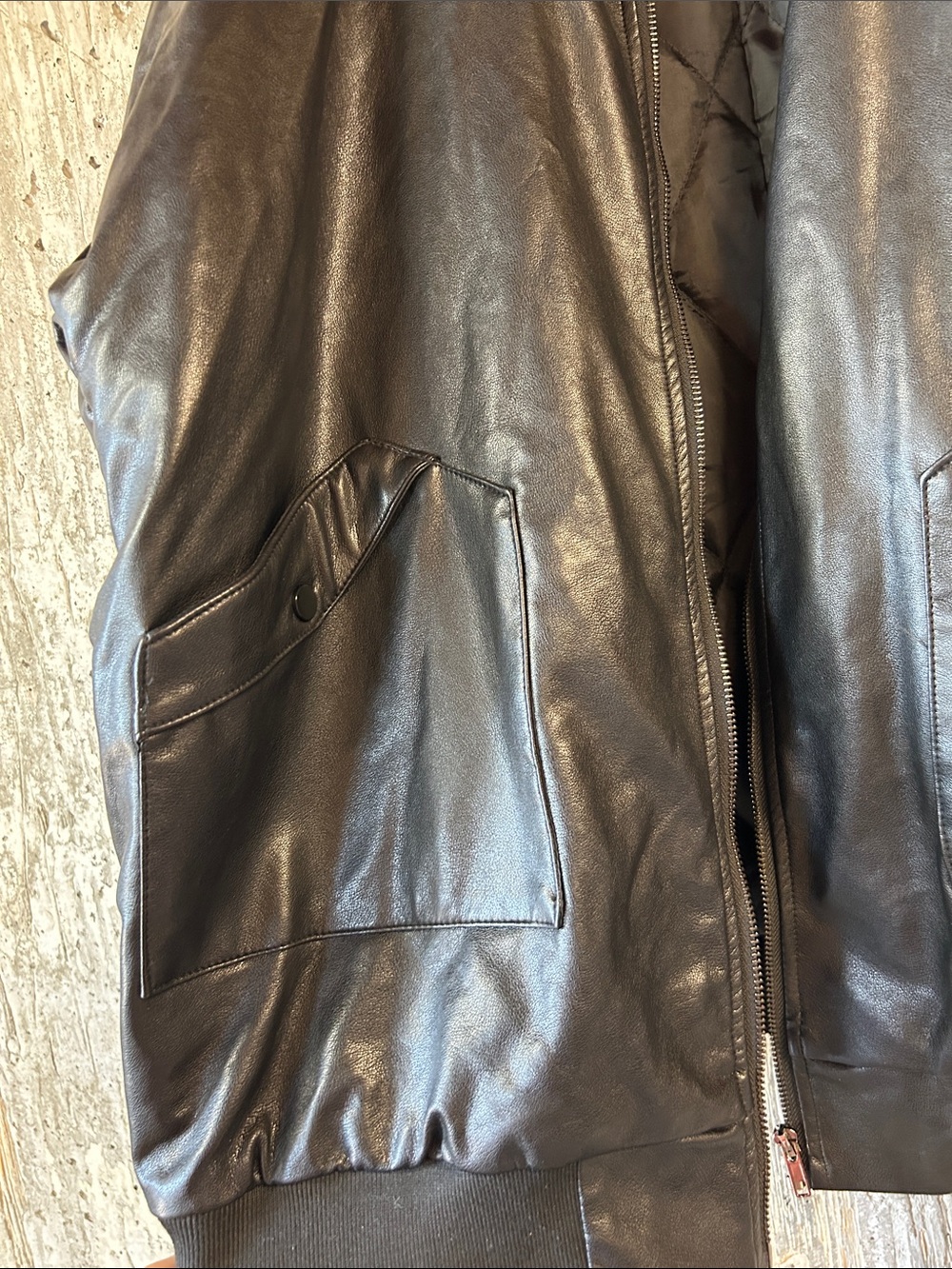 EDIKTED Women's Faux Leather Oversized Bomber Jacket Size M In Black - Picture 7 of 9